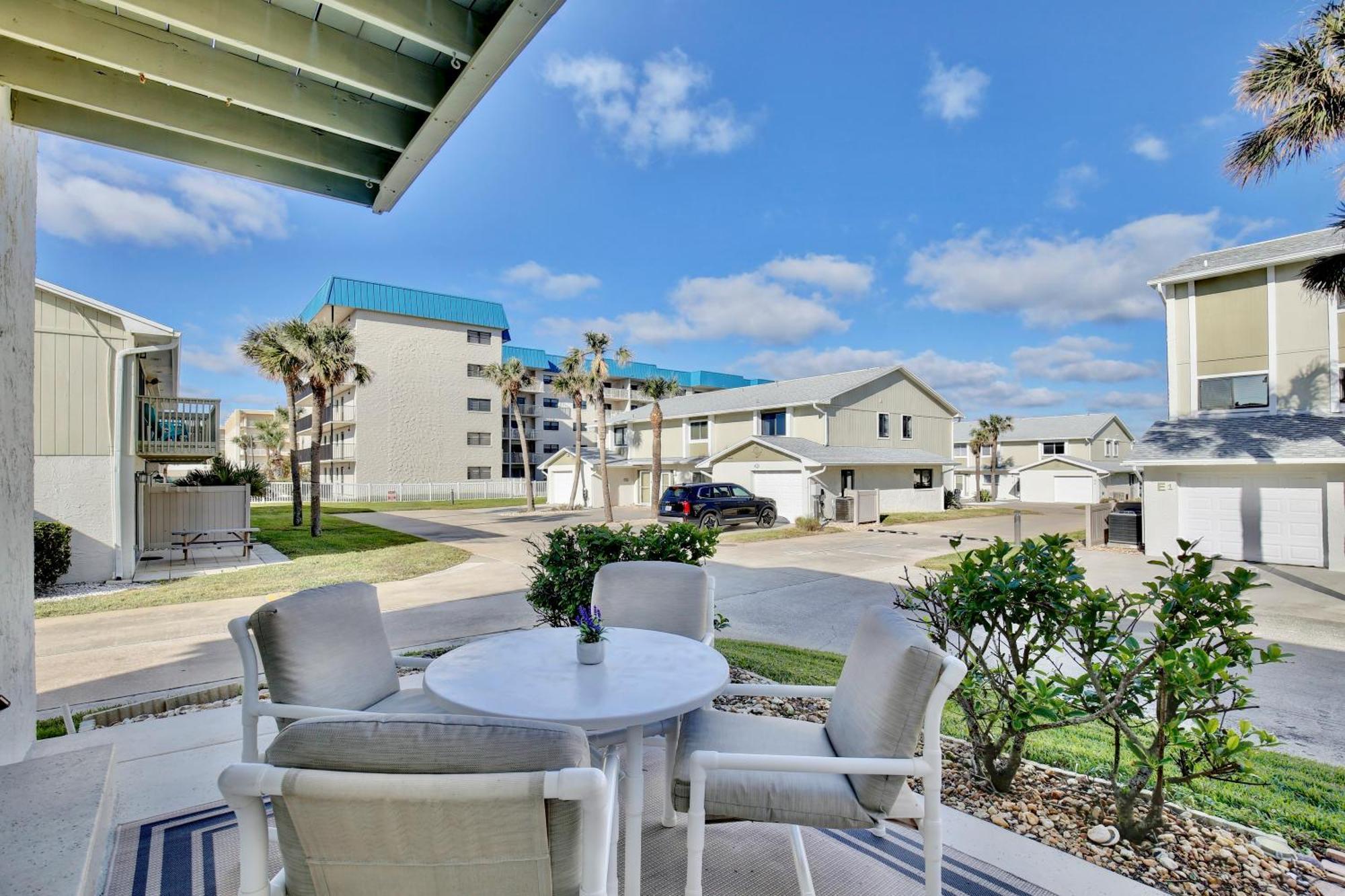 Zen Beach Retreat - Ocean View Townhouse -No Drive Beach ニュー・スマーナ・ビーチ エクステリア 写真